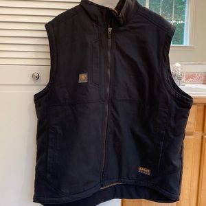 Ariat 2xl fuzzy vest